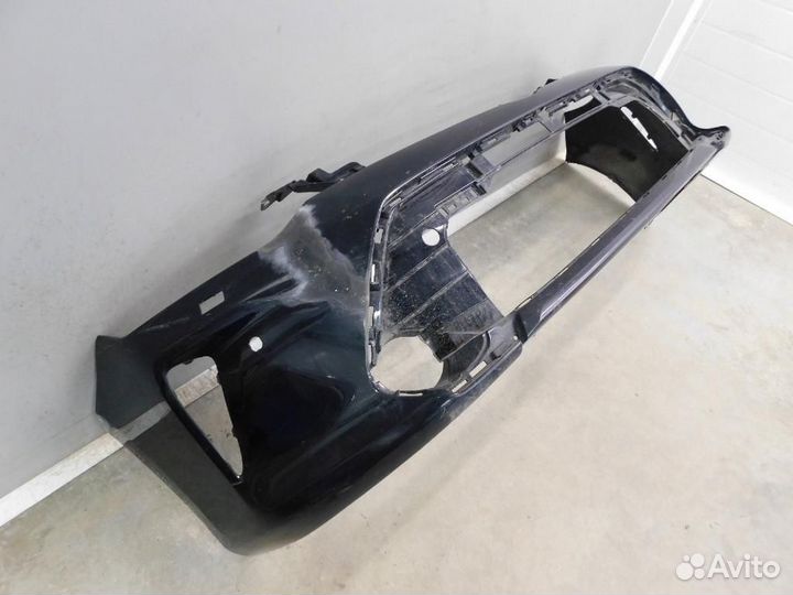 Бампер передний Toyota Camry