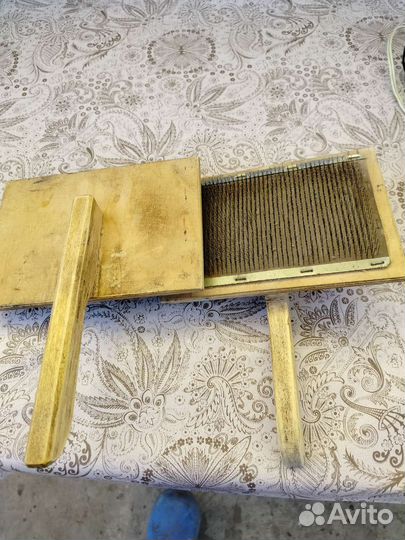 Чески для шерсти