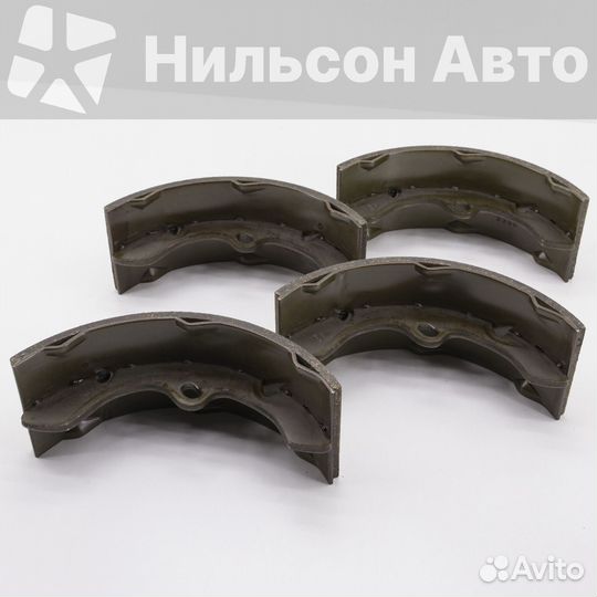 Колодки барабанные mazda, akebono