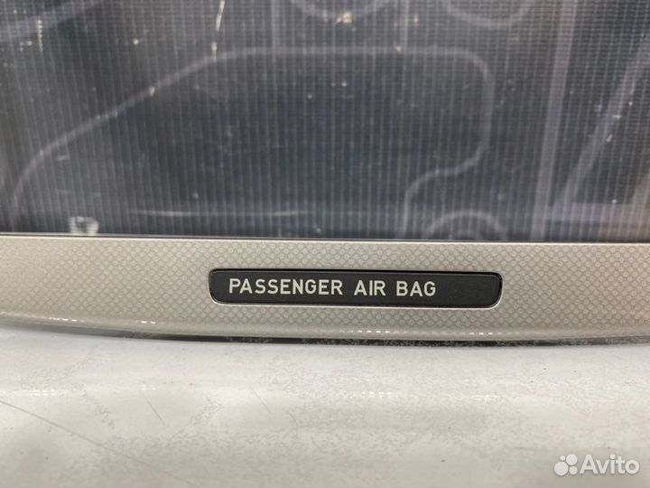 Рамка магнитолы Volkswagen Passat Variant B6 BVY