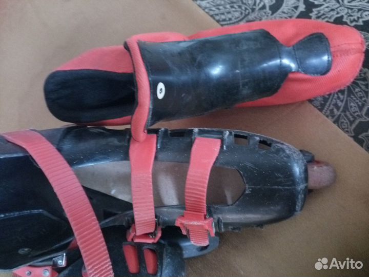 Роликовые коньки