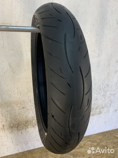 Мотошина 120 70 R17 Metzeler Z8