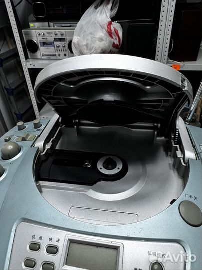 Телевизор проигрыватель CD дисков радио malata