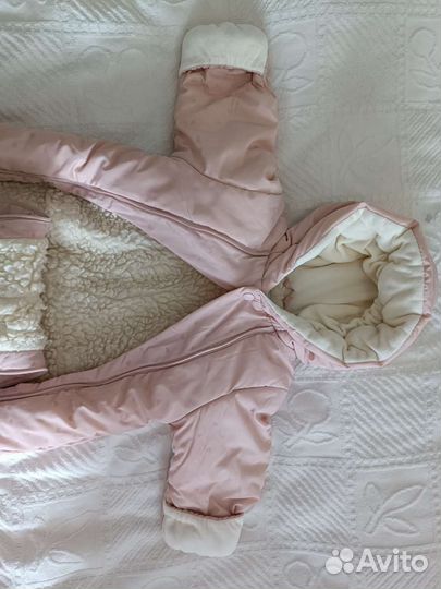 Зимний комбинезон для девочки