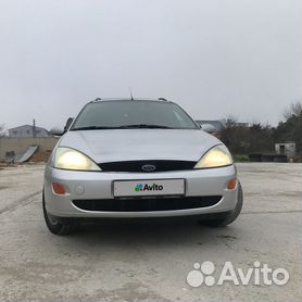 Ford Focus 1.8 МТ, 1999, 275 142 км