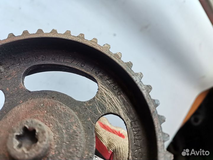 Распредвал впуск/выпуск Opel Vectra Omega B X18XE