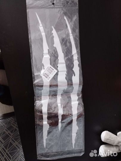 Наклейки на автомобиль