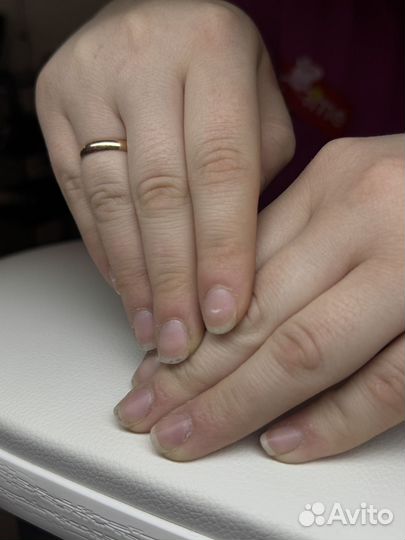 Модель на маникюр