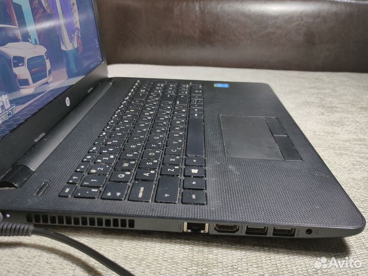 Игровой ноутбук HP/i3/graphics5500/4gbDDR3