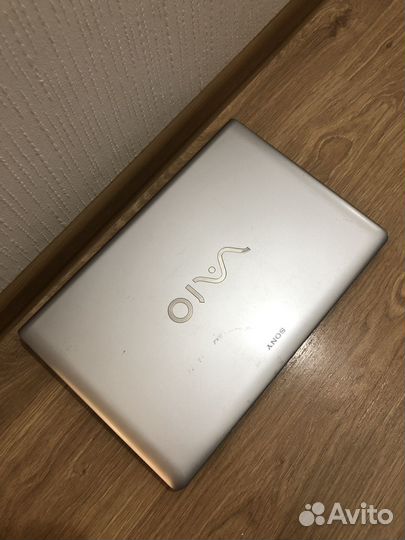 Ноутбук Sony Vaio PCG-71511V
