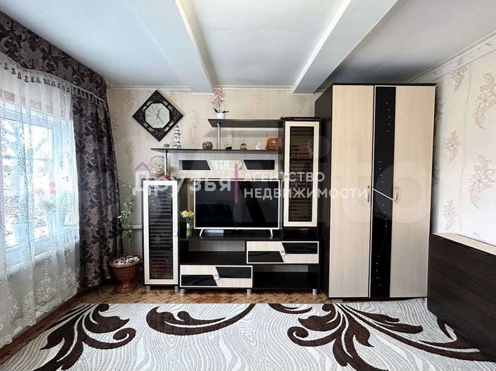 Дом 56 м² на участке 17 сот.