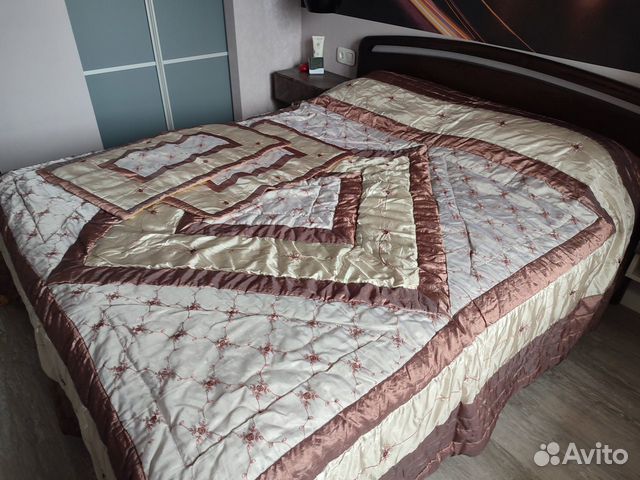 Покрывало на кровать новое