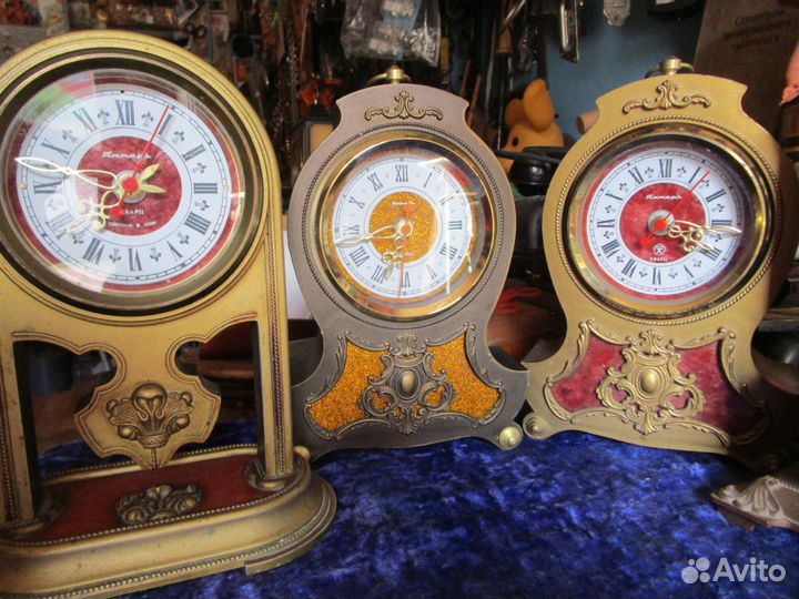 СССР Часы Янтарь настольные кварц 5шт