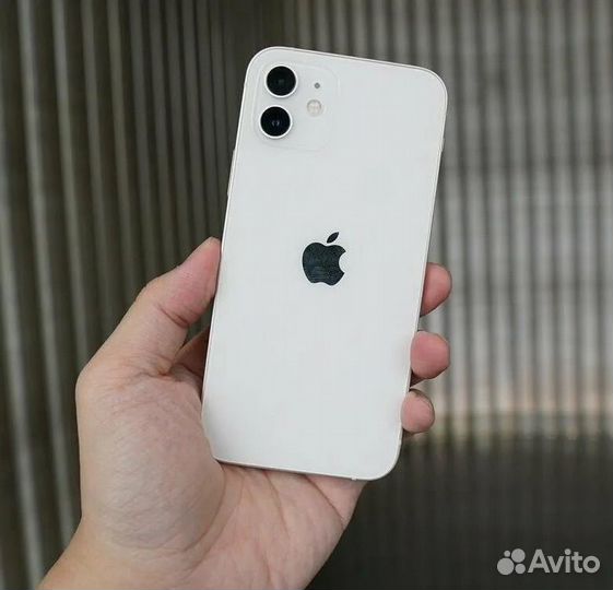 iPhone 12, 64 ГБ