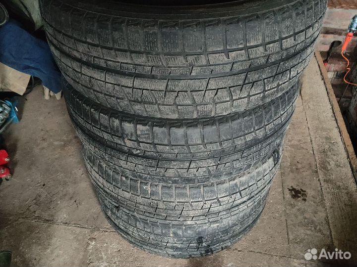 Yokohama Ice Guard IG50 215/55 R18