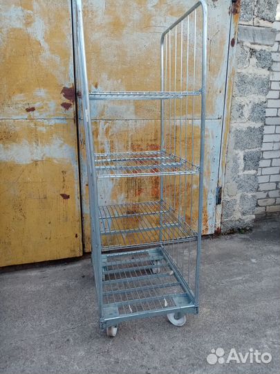 Полки стеллажи на колёсах
