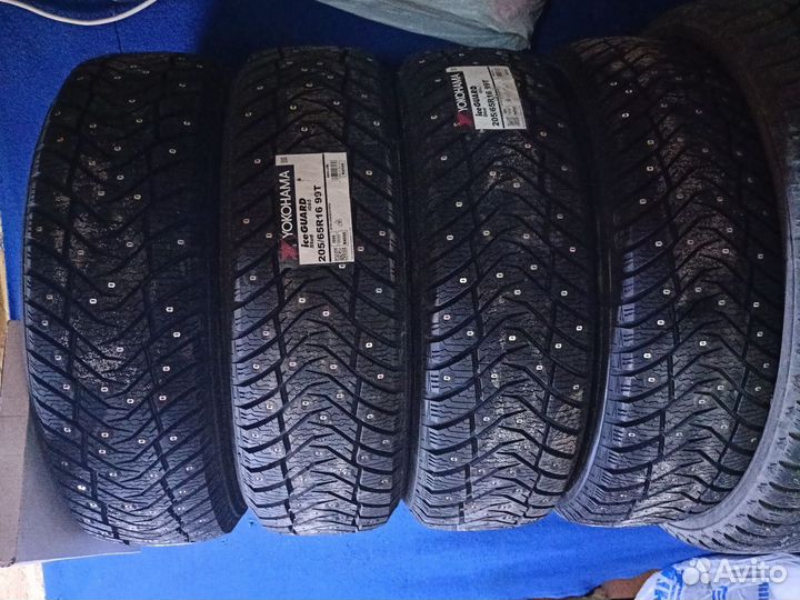 Yokohama IceGuard Stud IG65 205/65 R16