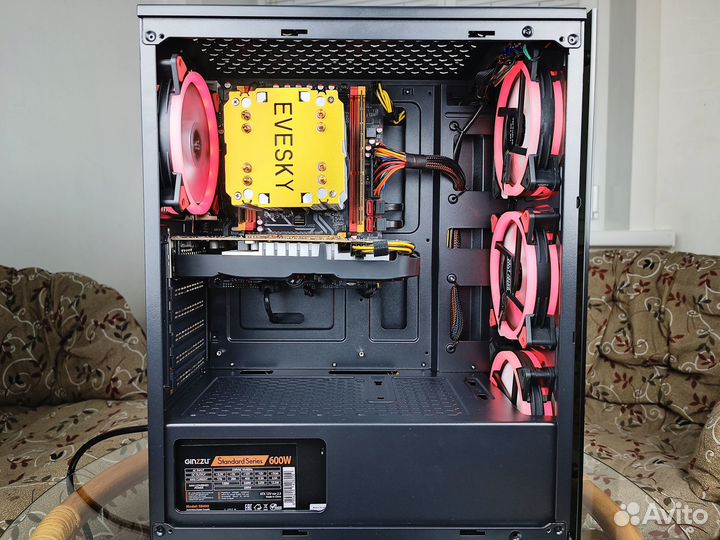 Игровой компьютер Intel 8 ядер, 32Gb, SSD+HDD