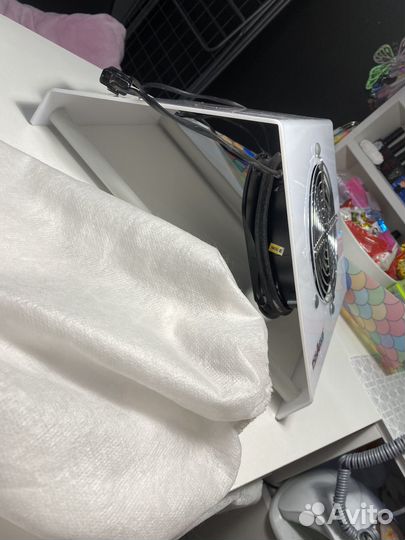 Вытяжка для маникюра