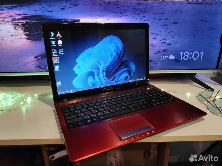Игровой ноутбук Intel i3/Geforce Nvidia/SSD