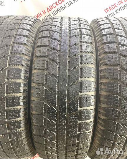 Toyo Observe GSi-5 215/65 R17 95N