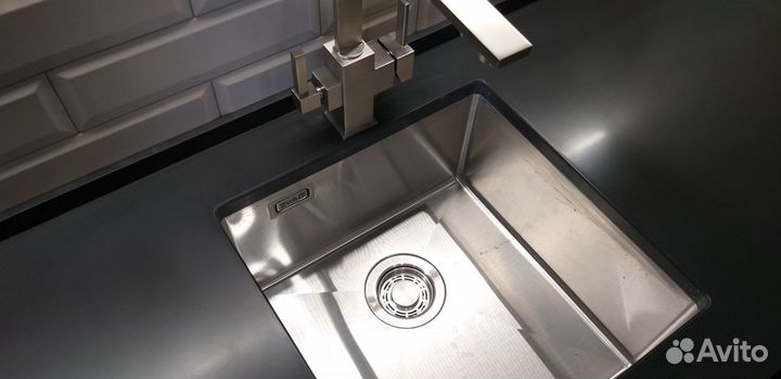 Столешница из искусственного камня