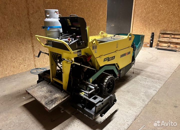 Асфальтоукладчик ammann