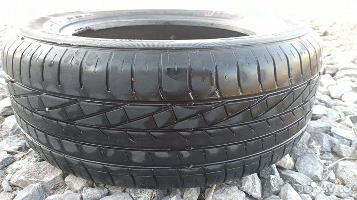 Goodyear Excellence 215/60 R16