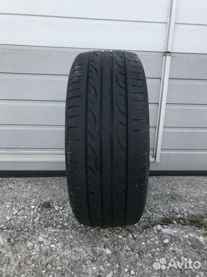 Dunlop SP Sport LM704 215/55 R16 93V