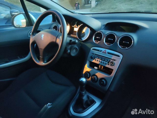 Peugeot 308 1.6 МТ, 2010, 140 000 км