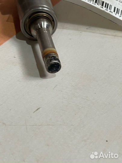 Форсунка топливная Nissan Qashqai 2 2015 PA66