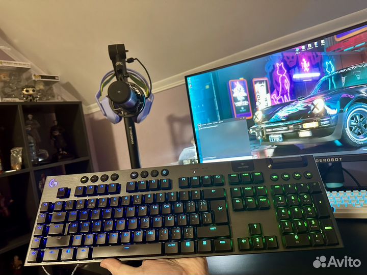 Logitech G915