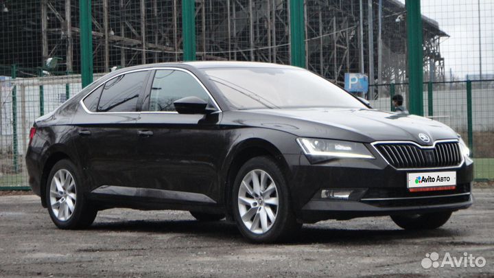 Skoda Superb 1.8 AMT, 2018, 124 000 км