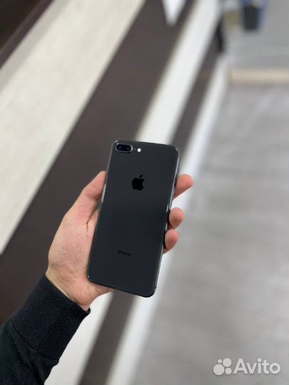 iPhone 8 Plus, 256 ГБ