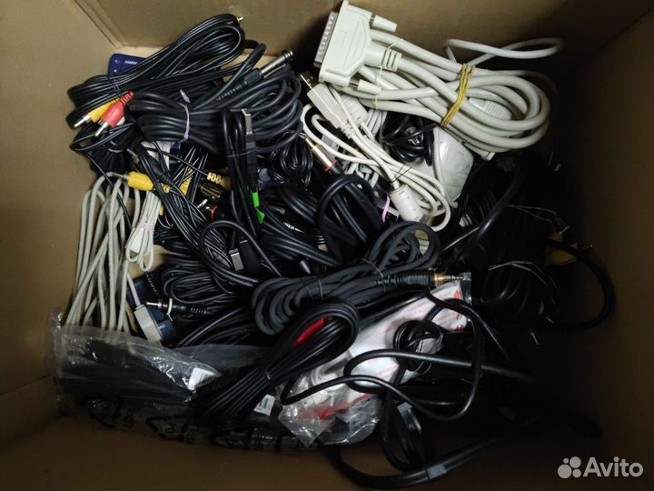 Продам много разных кабелей и переходников