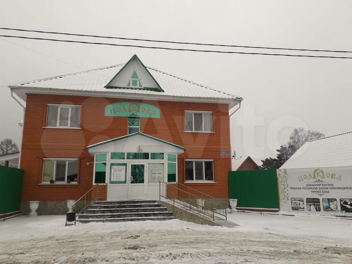 Коттедж 380 м² на участке 15 сот.