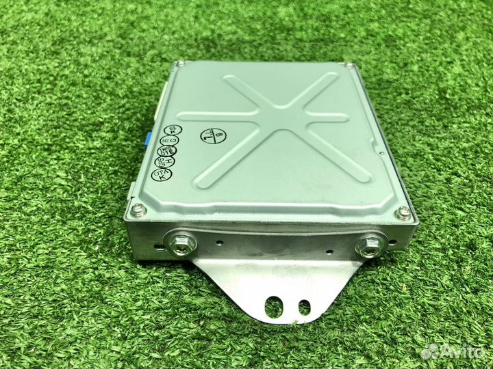 Блок управления радио Lexus Gs460 URS190 1UR-FSE