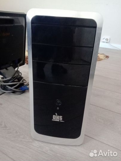 Монитор Philips