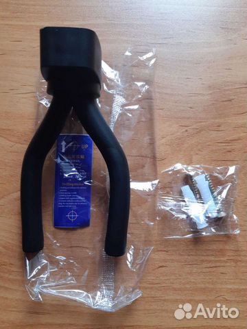 Настенный держатель для гитары