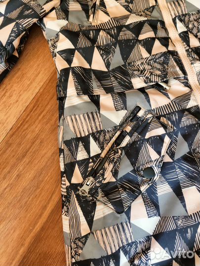 Куртка демисезонная на девочку 158