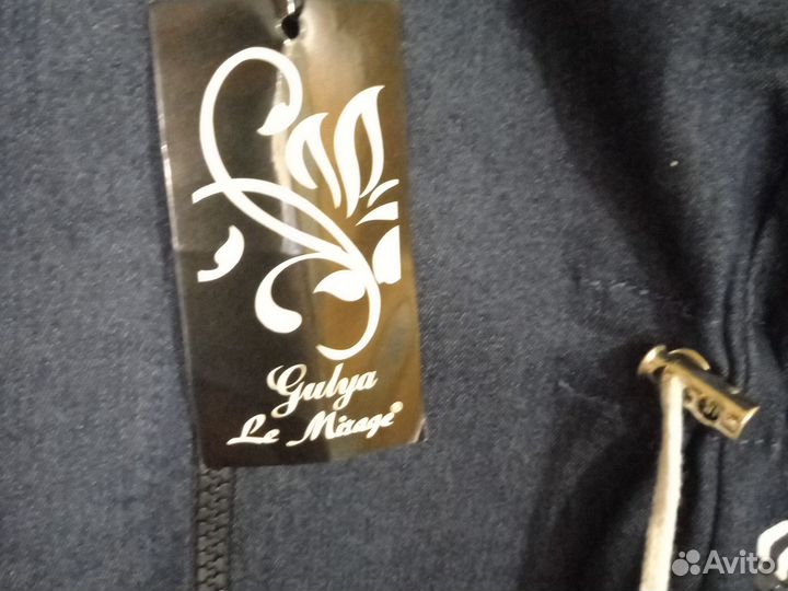 Куртка женская ветровка