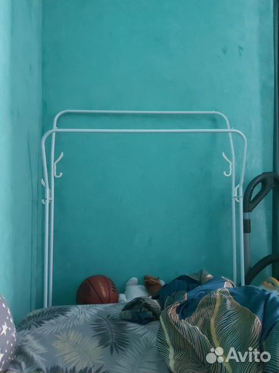 Вешалка рейлинг для одежды