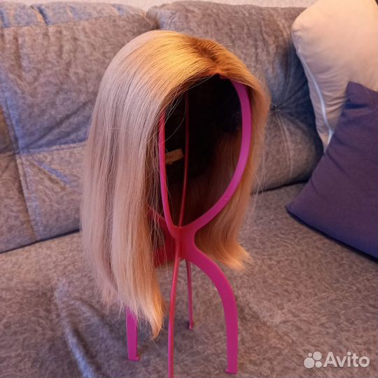 Парик из натуральных волос с имитацией кожи головы