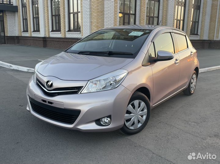 Toyota Vitz 1.0 CVT, 2011, 26 000 км