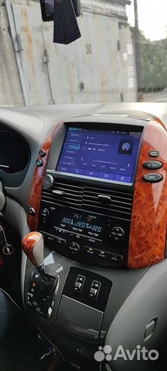 Магнитола Toyota Sienna 2 Android