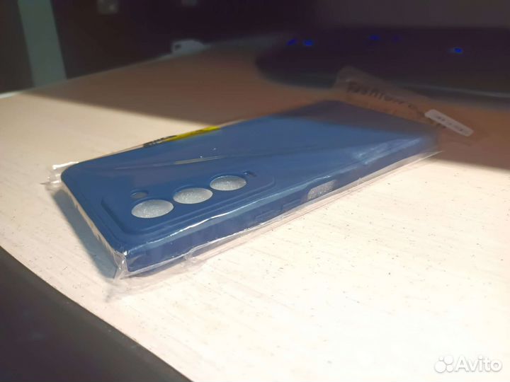 Чехол tecno camon 18 premier