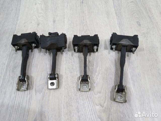 Ограничитель двери LADA Vesta Веста