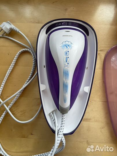 Отпариватель для одежды Philips