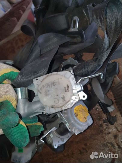 Ремень безопасности задние на хундай Солярис 2012г