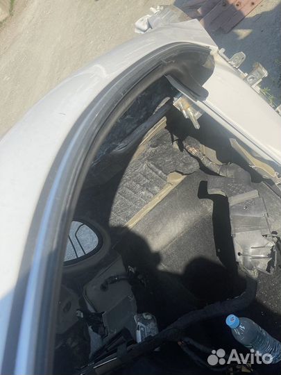 Молдинг верхний правый VW Passat cc